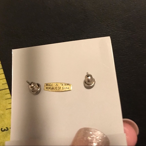 Tan & White Thread Color Block Wrapped Earrings - Picture 4 of 8